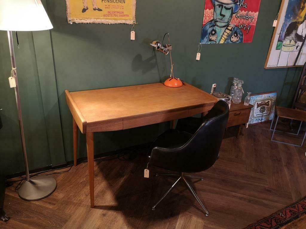 Vintage bureau / werktafel met lade 1960s