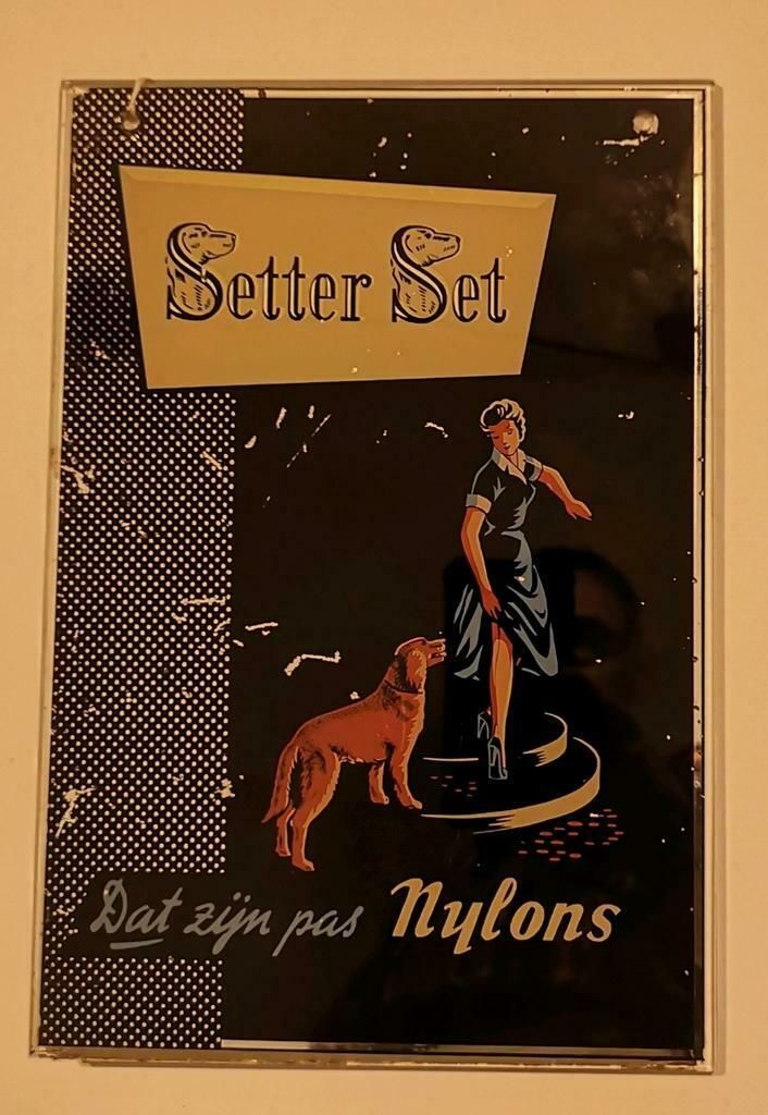 Setter Set Nylons reclame bordje van glas 1950