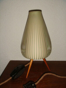 Vintage Jaren 60 / 70 tafellamp 27cm hoog